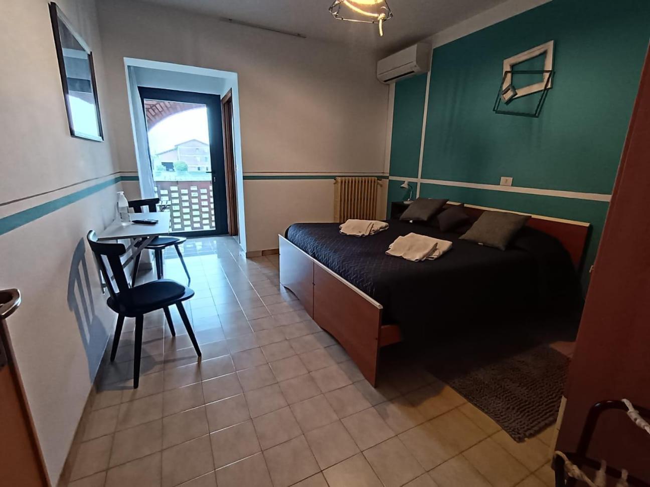 Brussa 340 Hotel ภายนอก รูปภาพ
